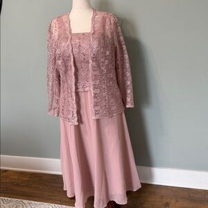 Elegant Pink Sleeveless Dress with Matching Jacket